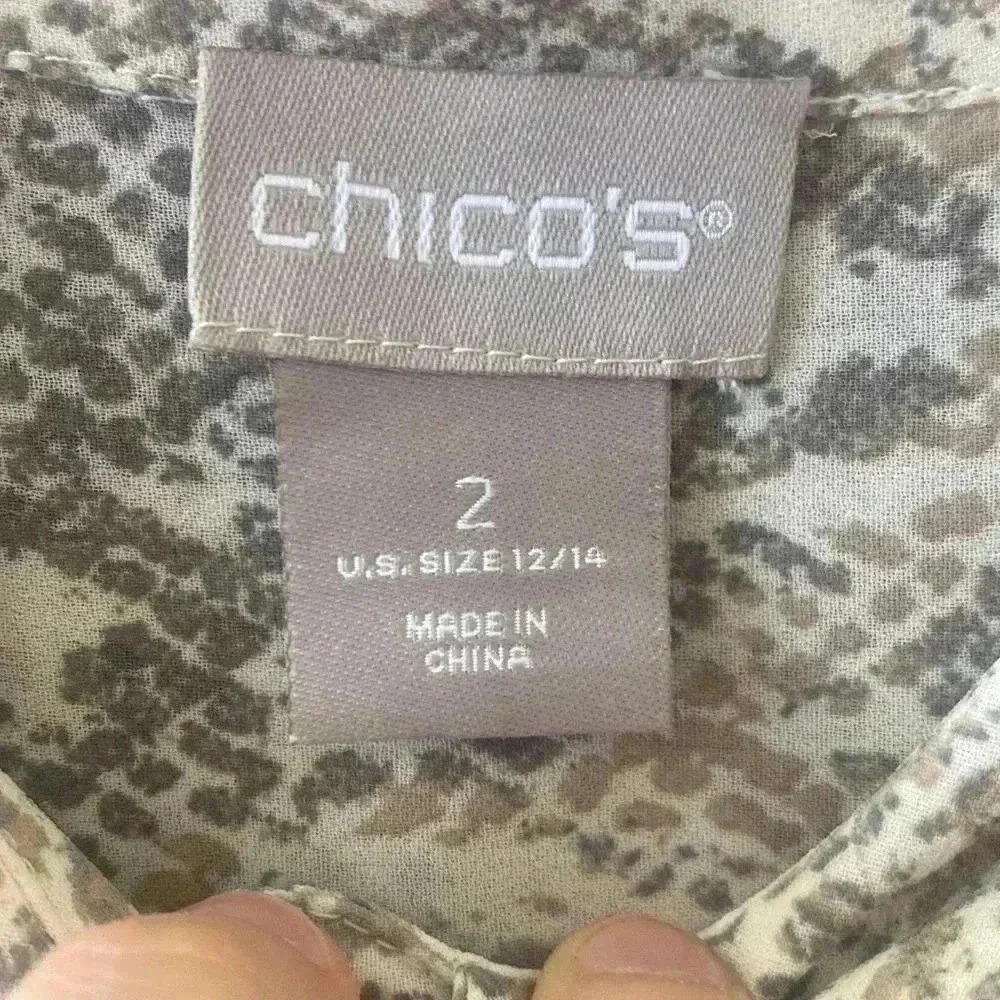 chicos python print shirt Size Large - Picture 4 of 6